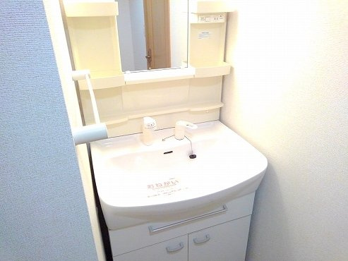 グランドゥールＢの洗面所