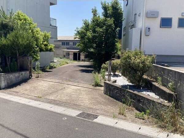 高浜市二池町貸倉庫の外観