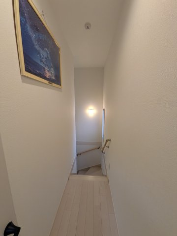 大口町下小口３丁目　中古戸建のその他|階段