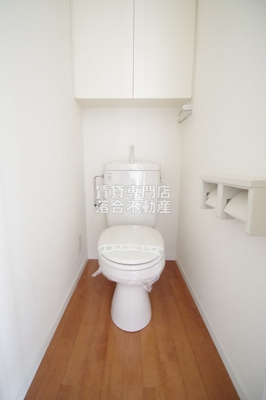 【トイレ】 | リシェス橋本 | 清潔感のあるトイレ