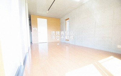 【寝室】 | リシェス橋本 | 落ち着いた色調の広々としたお部屋