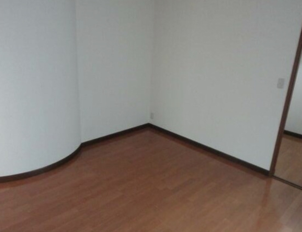 タカホアパートメントの寝室