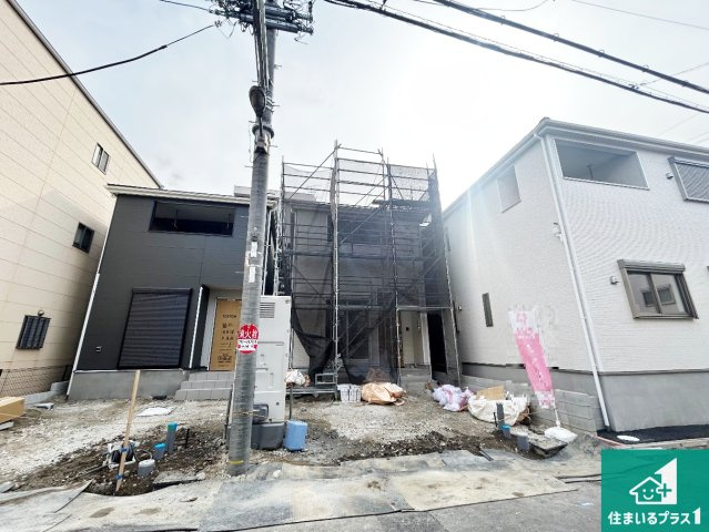 大阪市生野区田島　第4期　新築一戸建ての外観|周辺は落ち着いた街並みの住宅地！子育てがしやすい住環境です！まだ未完成ですが、現地でしかわからない事もございます。是非一度ご覧ください。