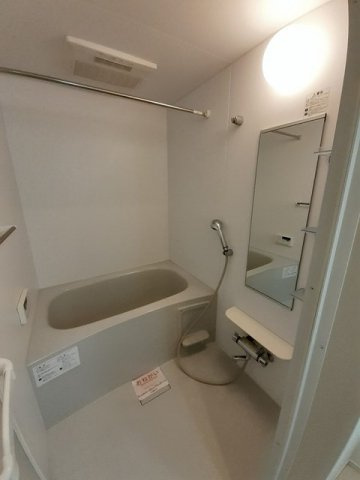 クロスローズⅠの浴室