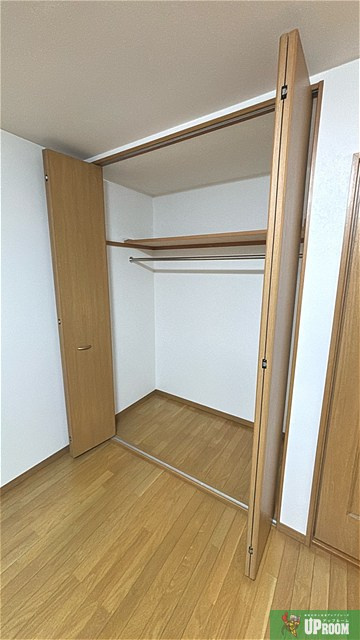 六ツ師女夫越戸建の収納