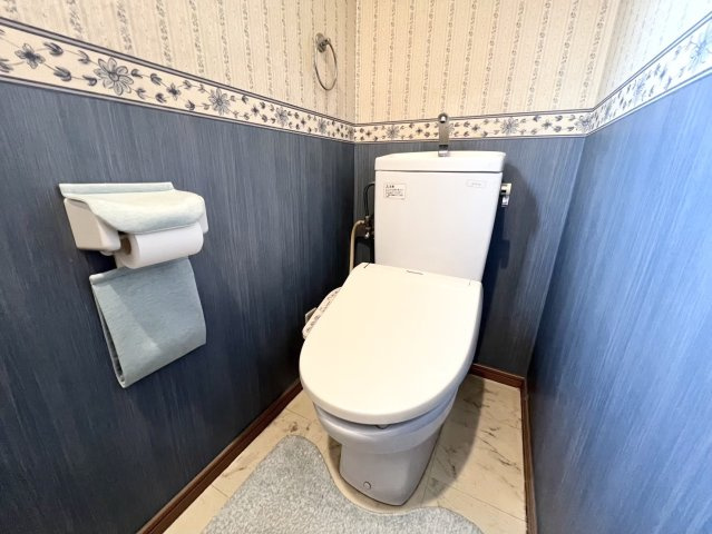 【トイレ】 | 南足柄市岩原　中古戸建　大型スーパー徒歩3分「相模沼田駅」徒歩6分