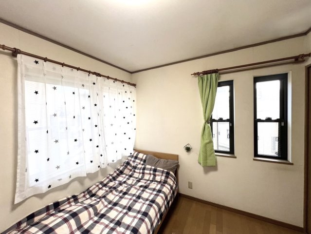 【洋室】 | 南足柄市岩原　中古戸建　大型スーパー徒歩3分「相模沼田駅」徒歩6分