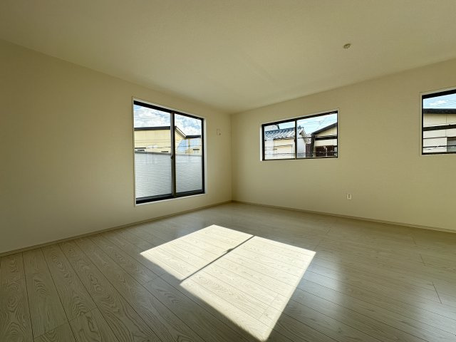 明石市藤江　新築戸建の居間・リビング