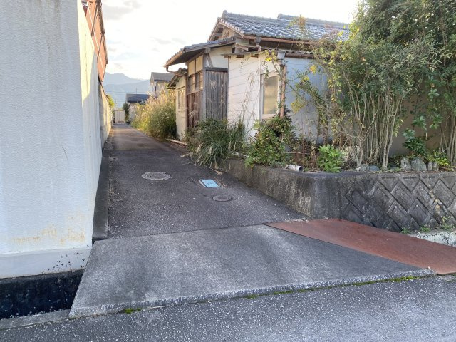 下泉町1丁目　中古物件