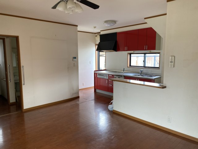 下泉町1丁目　中古物件の居間・リビング