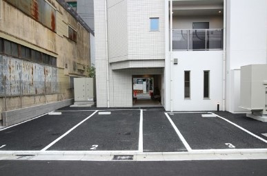 プレール・ドゥーク両国Ⅳの駐車場