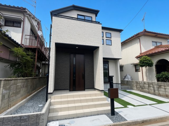 加古川市野口町北野　第2期　新築一戸建ての外観|お客様に長く安心して住んでいだだける事にこだわった家づくり！住んでからのアフターサービスにもしっかりと取り組んでいます！