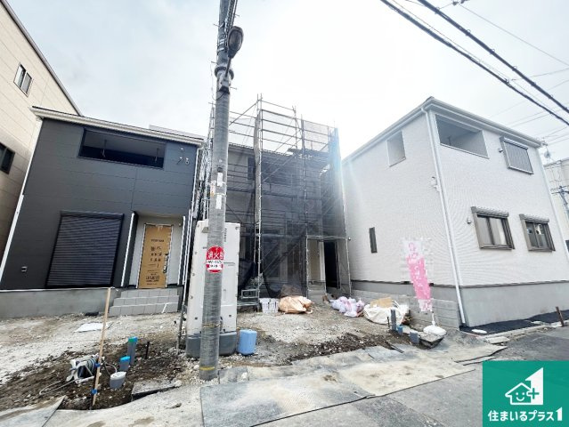大阪市生野区田島　第4期　新築一戸建ての外観|周辺は落ち着いた街並みの住宅地！子育てがしやすい住環境です！まだ未完成ですが、現地でしかわからない事もございます。是非一度ご覧ください。