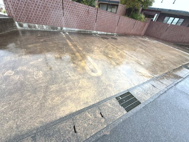 安城町社口堂貸事務所の駐車場