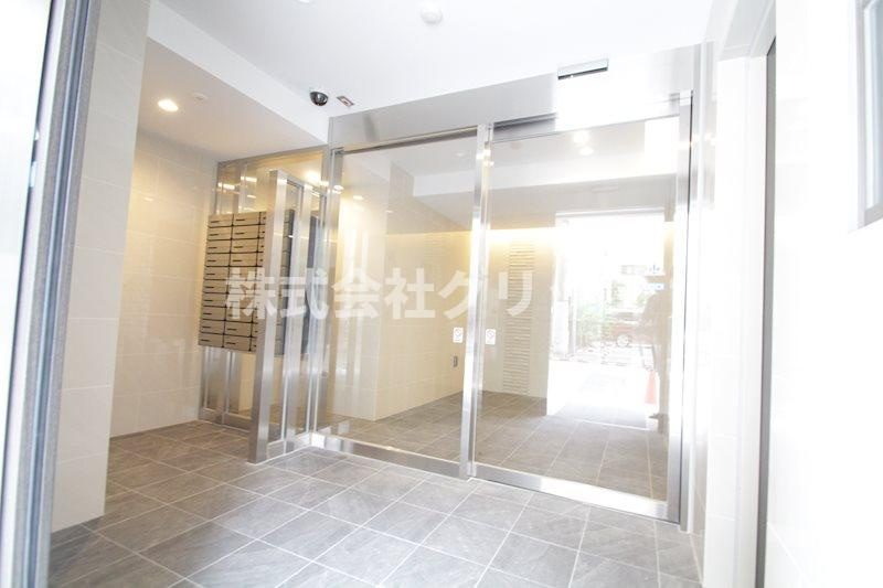 SHOKEN Residence 横浜伊勢佐木町のエントランス