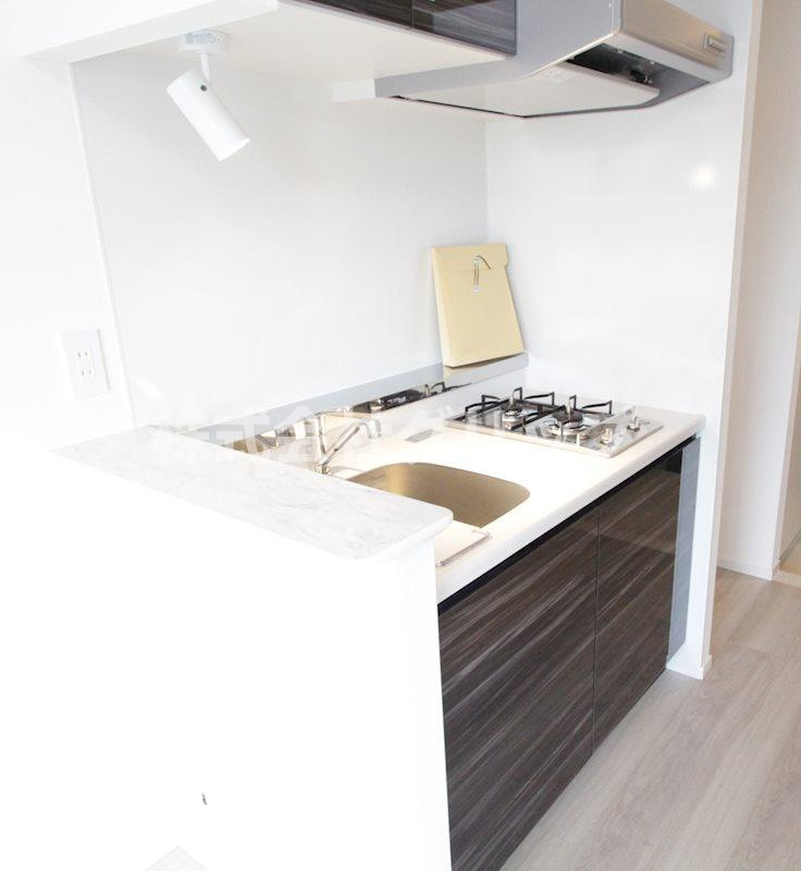 SHOKEN Residence 横浜伊勢佐木町のキッチン