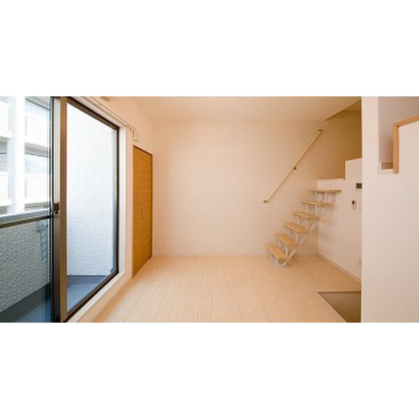 エルカンファトレの居間・リビング