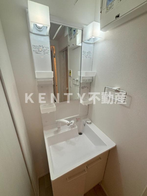 【洗面所】 | ラヴィエール目黒不動前 | 忙しい朝には欠かせない洗面所です