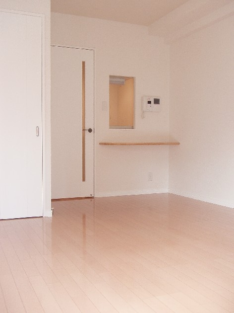 サヴォイマキシマイズ博多ステーション　5階の居間・リビング|初期費用分割可能です。