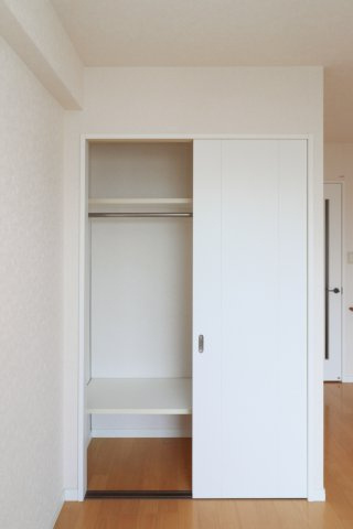 サヴォイマキシマイズ博多ステーション　5階の収納|別室になります。現状優先になります。