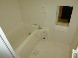 ゆったり過ごせるお風呂です