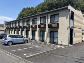 落ち着いた雰囲気の外観です