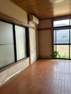 【居間・リビング】 | 大和田貸家 | ゆったりとしたリビングです