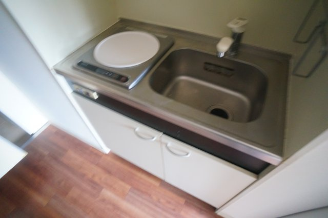 若草女子学生ハイツのキッチン