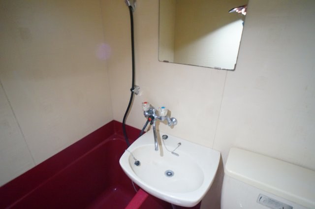 若草女子学生ハイツの洗面所