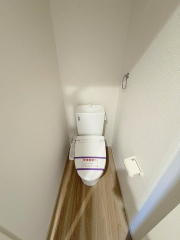 八潮市八條　新築戸建　全1棟のトイレ|1階のトイレです