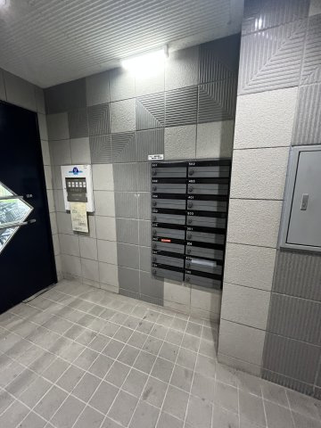 毎日通るエントランスはこのようになっています