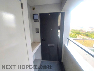 【玄関】 | パレ伊丹北 | 玄関ドアです♪南東角部屋です！！