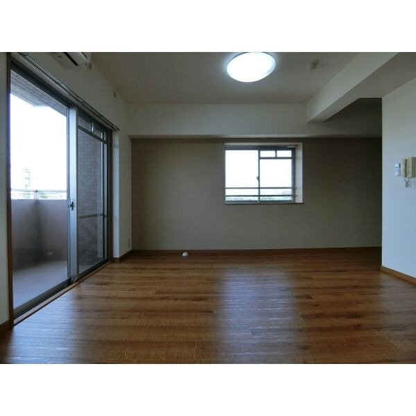 アークプラザしおばるの居間・リビング