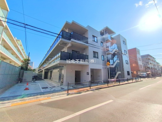 パレステージ練馬Ⅲの外観|複数路線利用可能な好立地