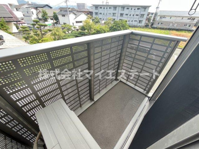 【バルコニー】 | ルガルボニート | 別部屋写真使用