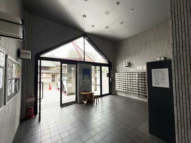 デトム・ワン東福寺のエントランス|エントランスです。