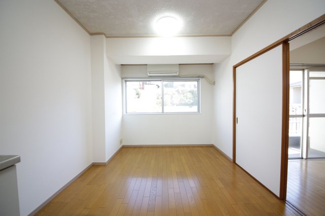 ヤマニハウスの内装