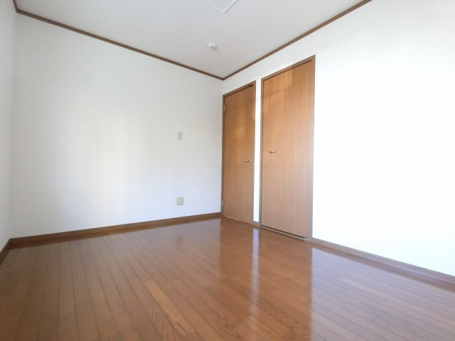 【寝室】