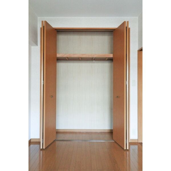 グロワール高宮の収納