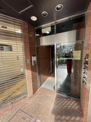 【エントランス】 | 恵南ビル