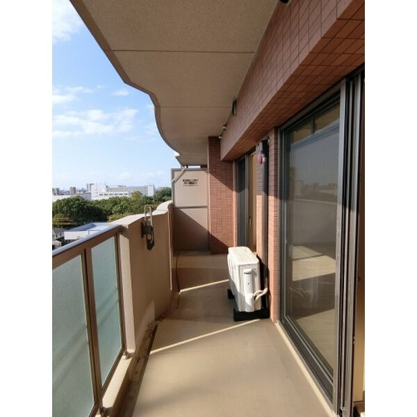 ウエストビレッジ大橋のバルコニー