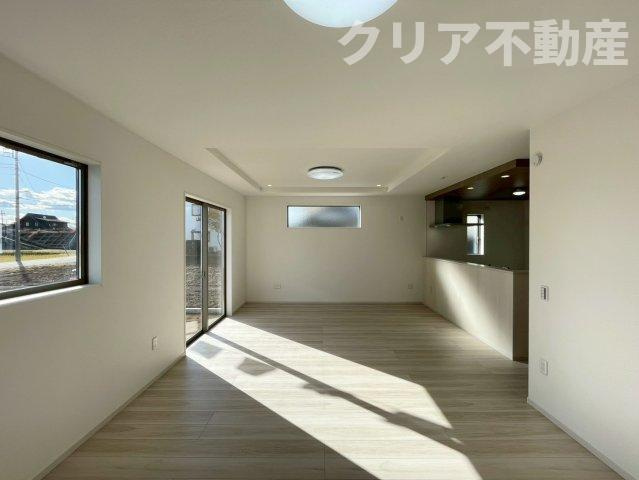 【居間・リビング】 | 渋川市八木原1期　2号棟