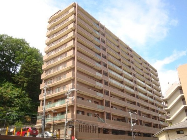 アズ・アドバン・リーヴァ