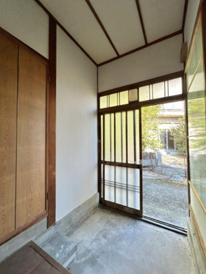 【玄関】 | 岡本住宅