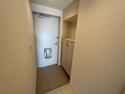 【洋室】 | Area Art | 【Area Art】明るい玄関