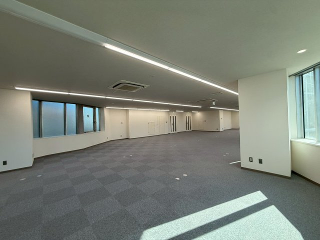 四海ビル　4Fの内装