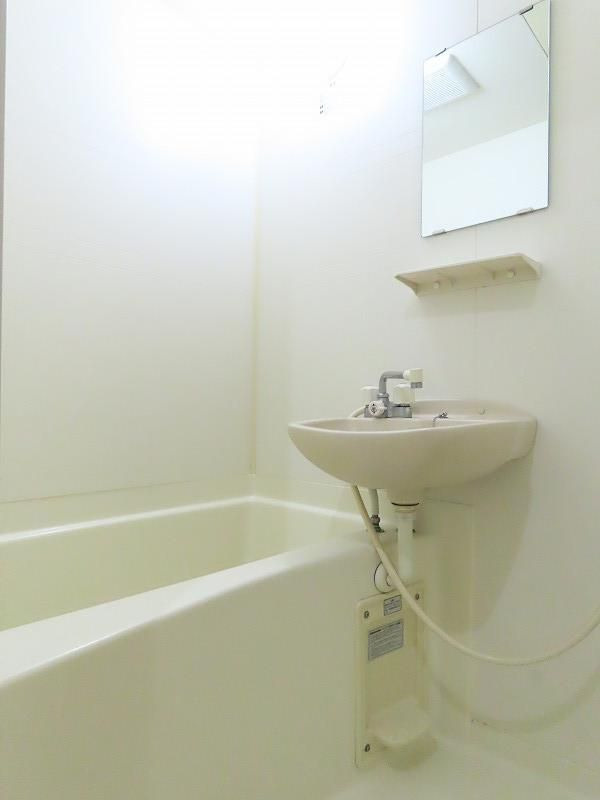 サニーテラス1番館の浴室