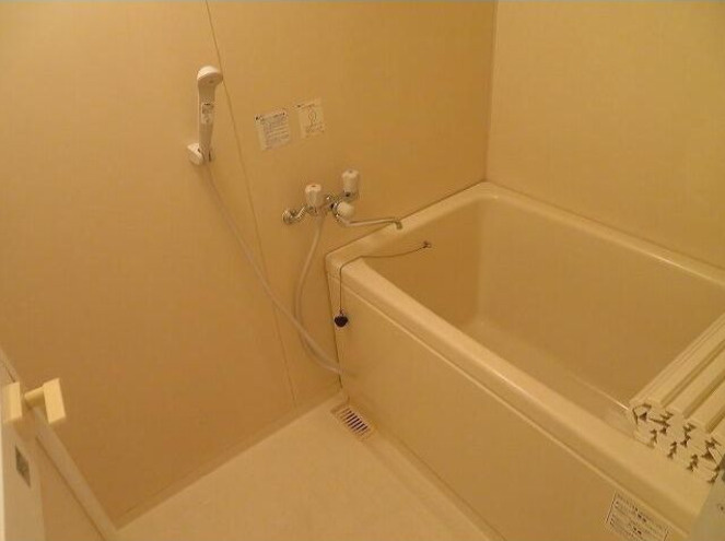 ソレイユ駒沢　眺望良好　角部屋　駒沢公園徒歩圏内の浴室