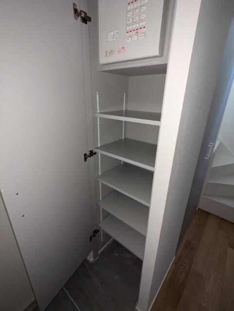 ＣＲＥＡＬ江戸川橋の玄関