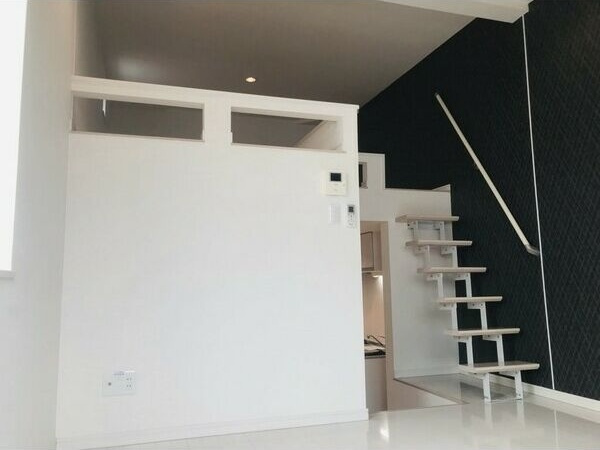 メゾンラフィネの洋室|ゆったりした洋室です